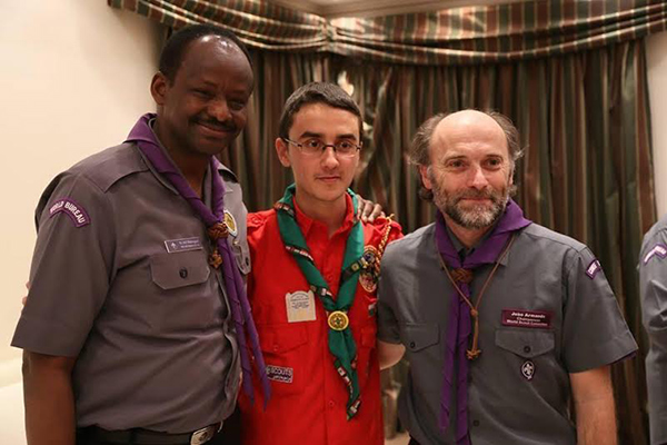 صورة زكرياء بخوش بين الوفاء للنشاط الكشفي والتميز في المسار الجامعي