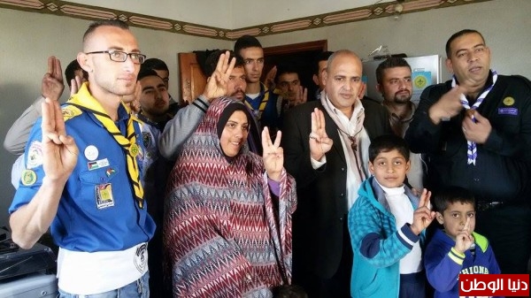 صورة الكشافة العربية والفلسطينية تشرع باغاثة أسرة متعففة بغزة تلبية لندائها